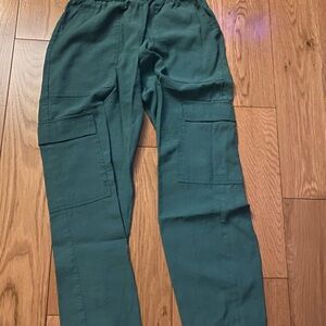 Women’s Green Cargo Pants